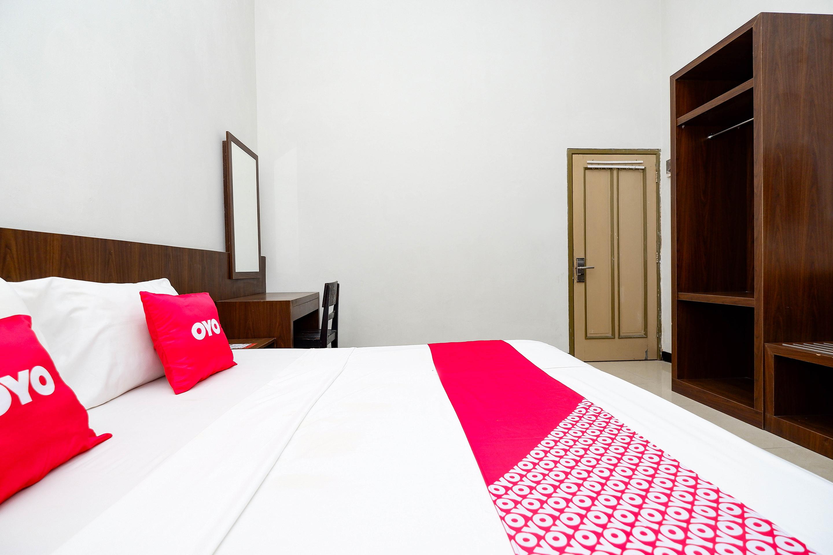 Oyo 2436 Kencana Hotel