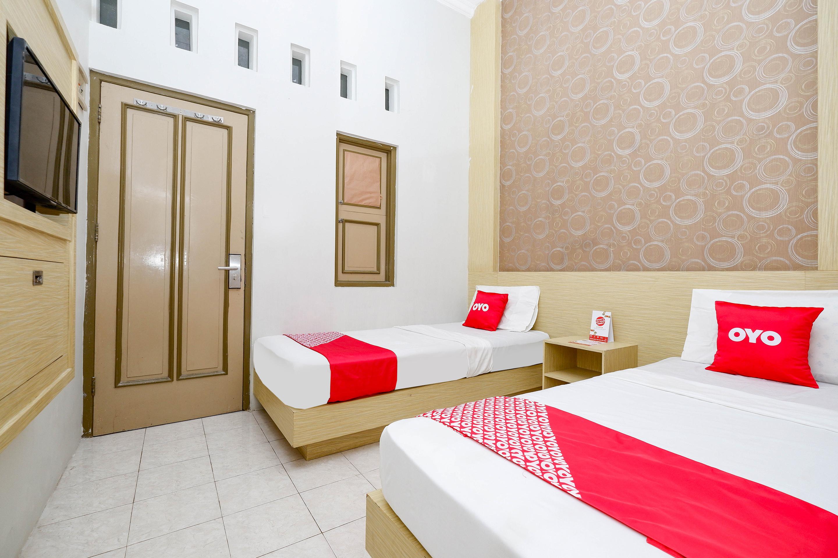 Hotel Oyo 2436 Kencana