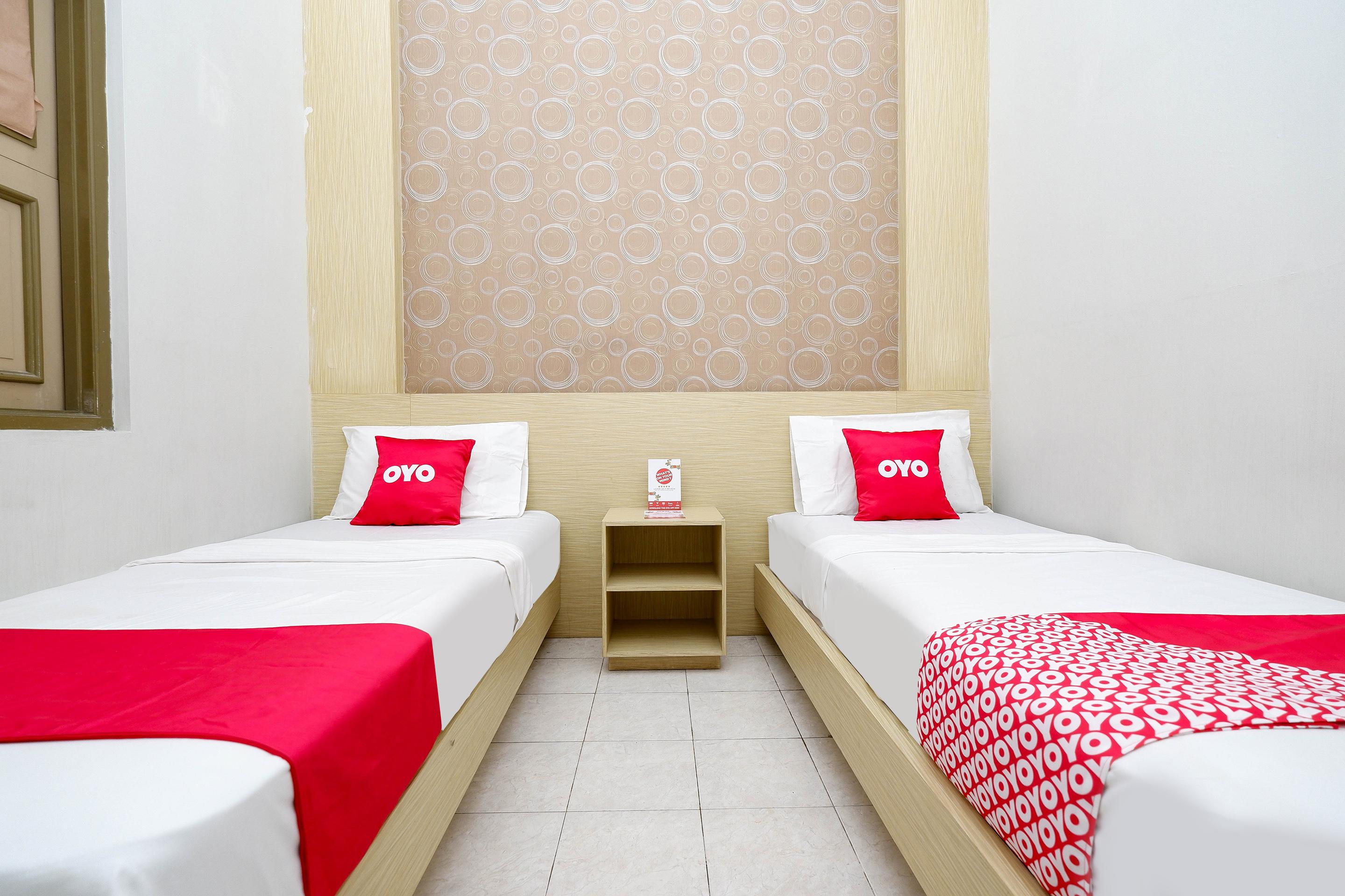 Oyo 2436 Kencana Hotel Tegal (Central Java)